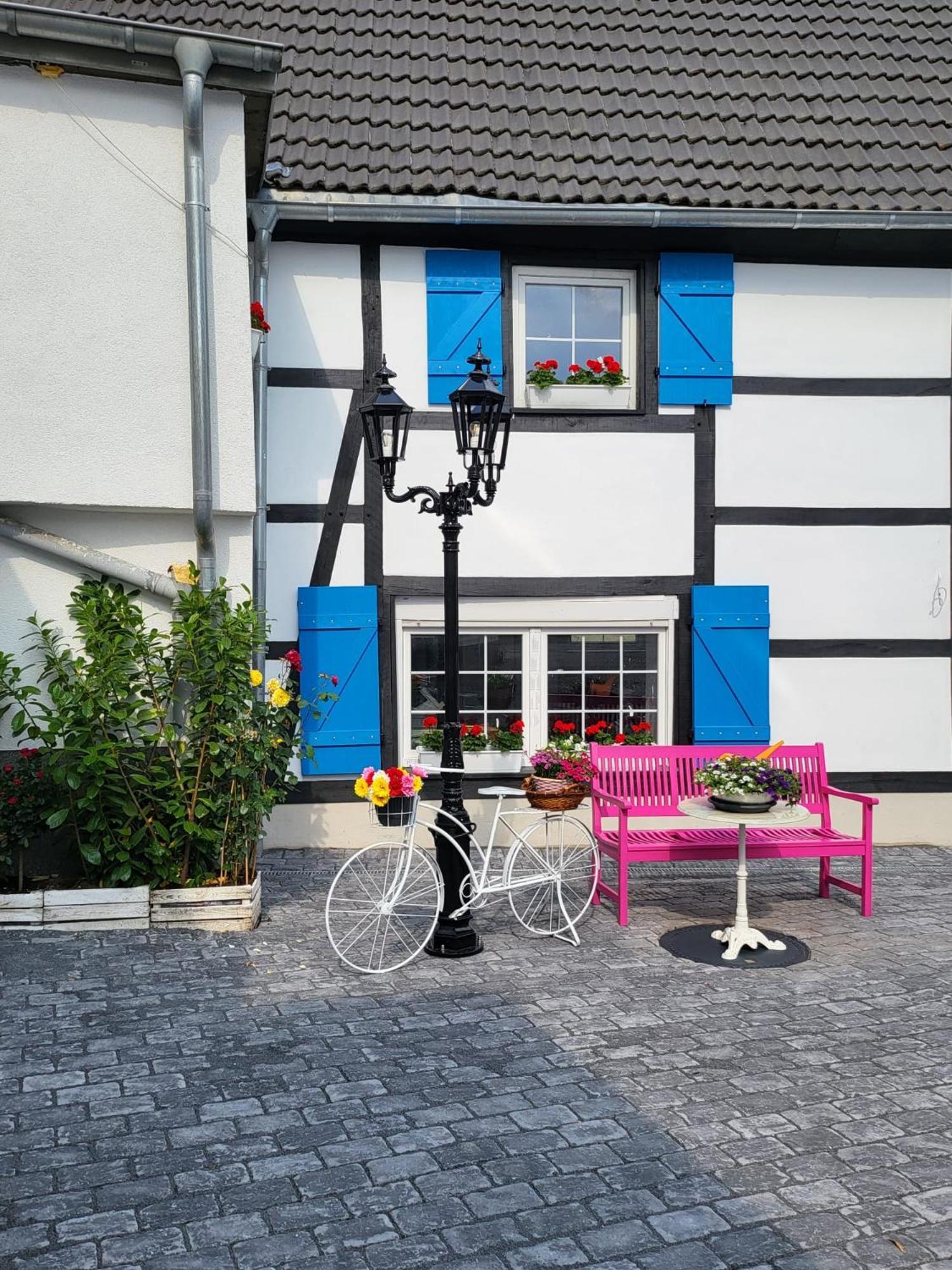 Ny-Golden Apartments-Dortmund Airport Extérieur photo